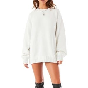 LF White Oversized Pullover Sweater